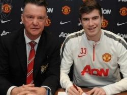 МЮ продлил контракт с Патриком Макнейром