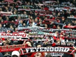 Фанаты «Фейеноорда» устроили беспорядки в Риме